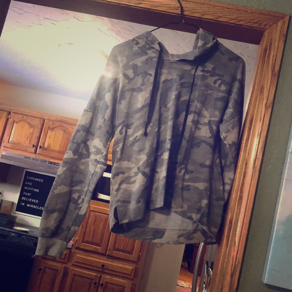 Camo long sleeve